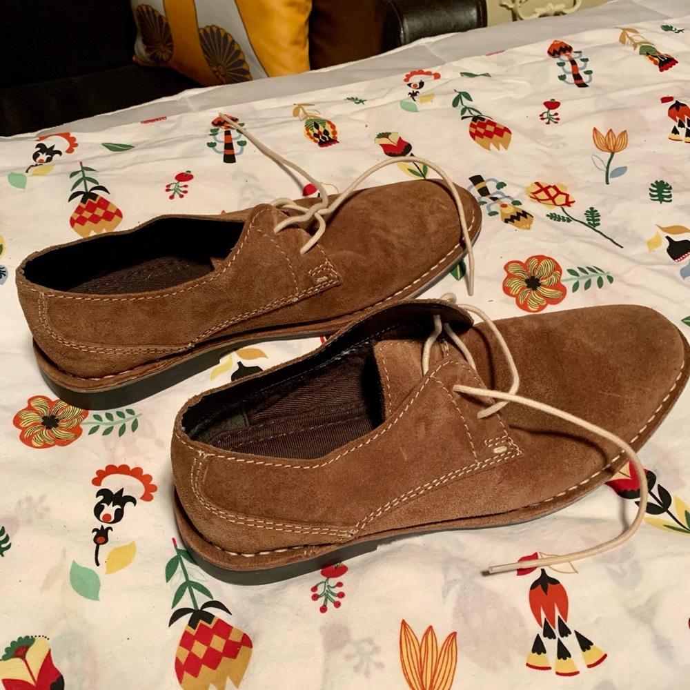 Men’s light brown suede shoes by Red Tape. Size 8. New condition.